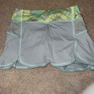 Green Ivivva skirt